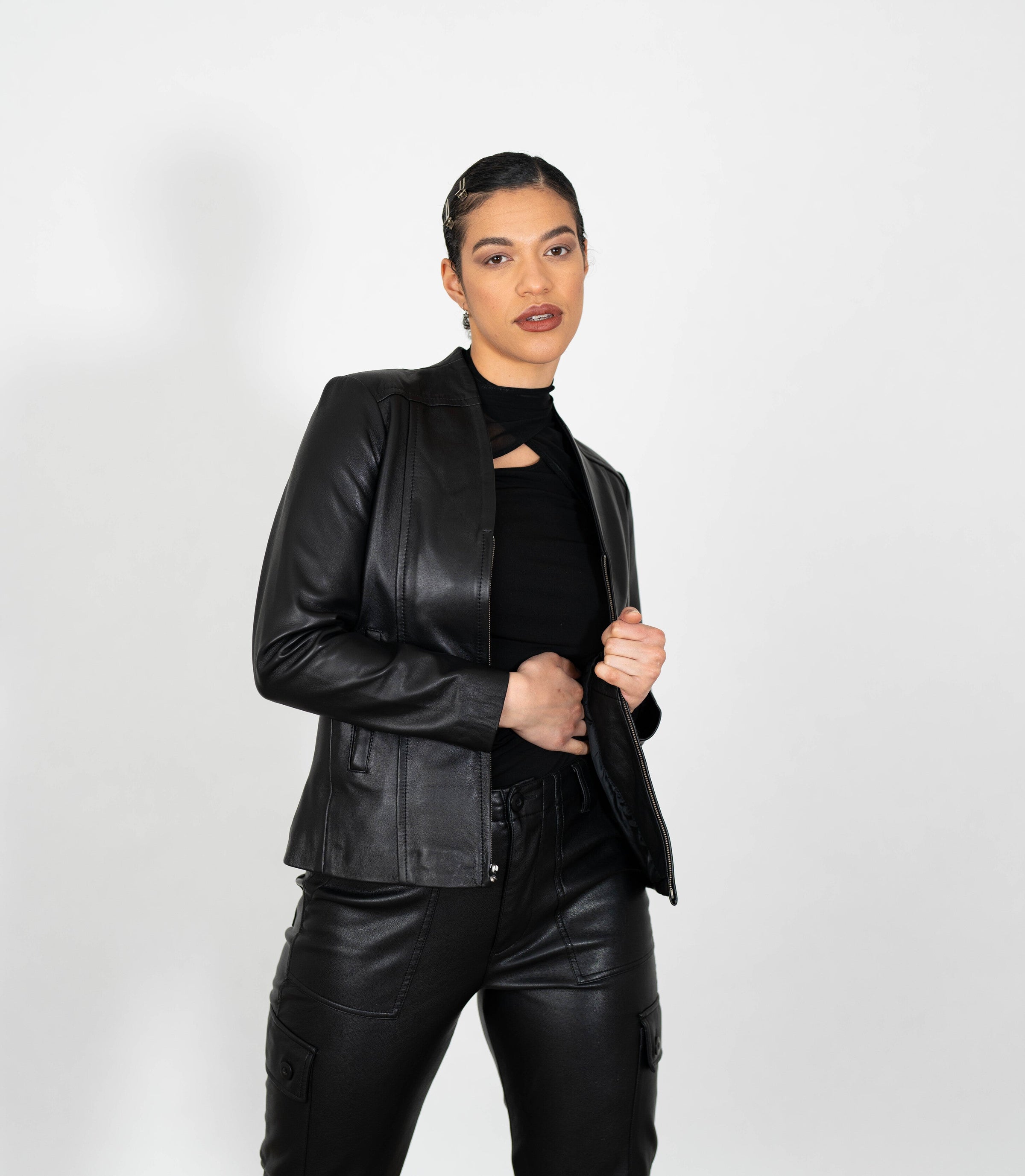 Women's Classic Zip Up V-Neck Leather Jacket - Black